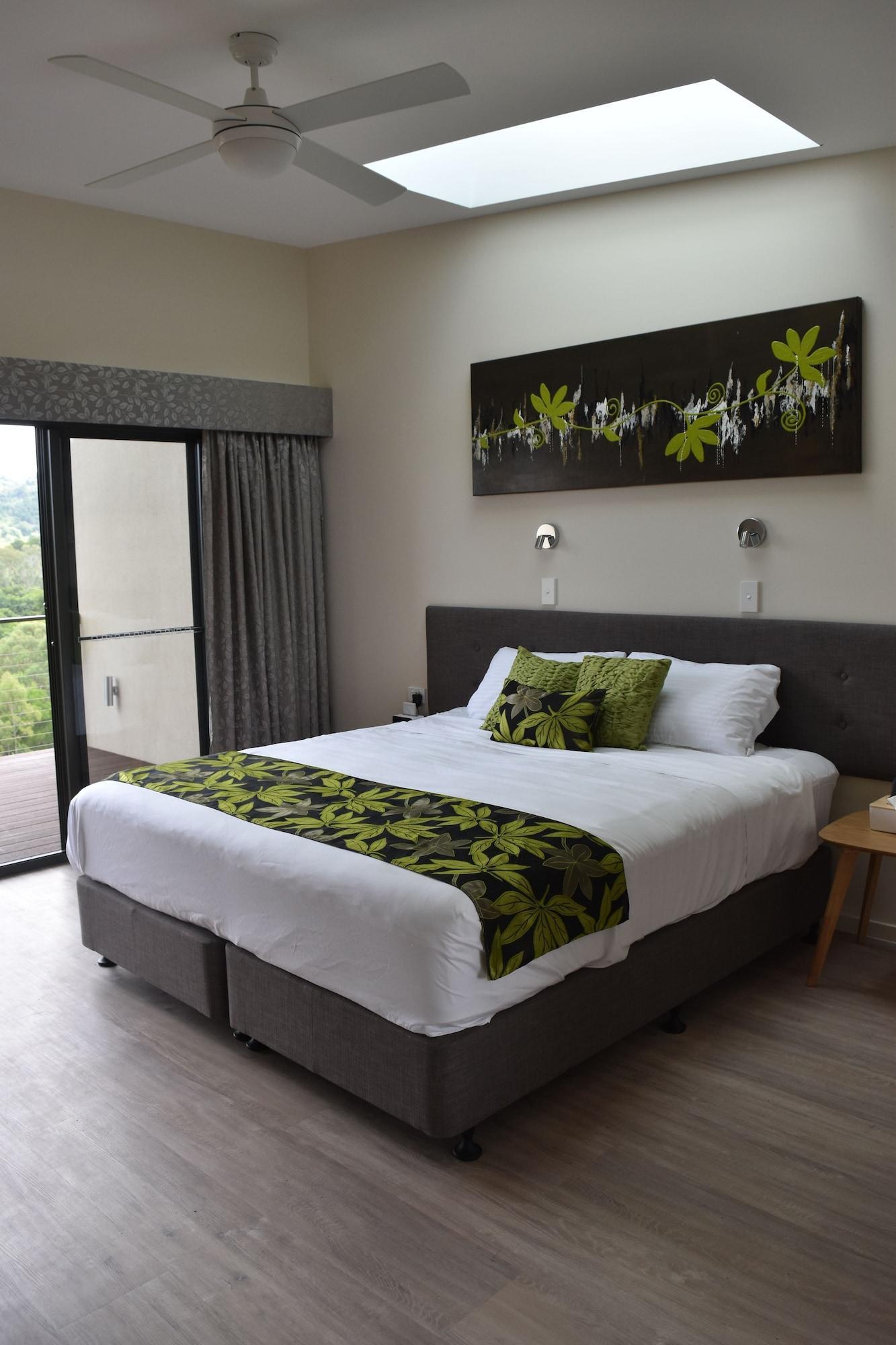 Mapleton Springs B&B