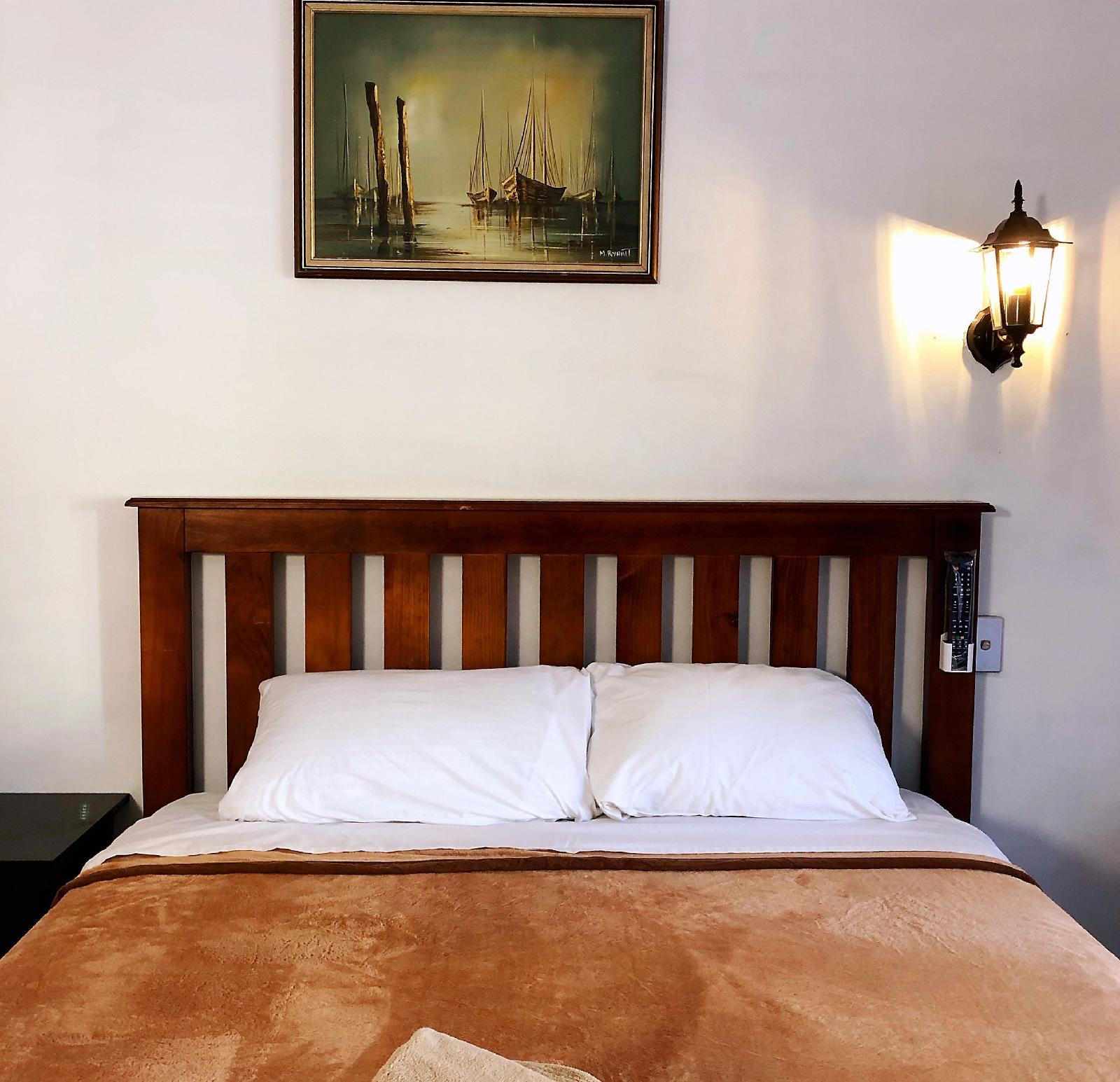 Central Jetty Motel