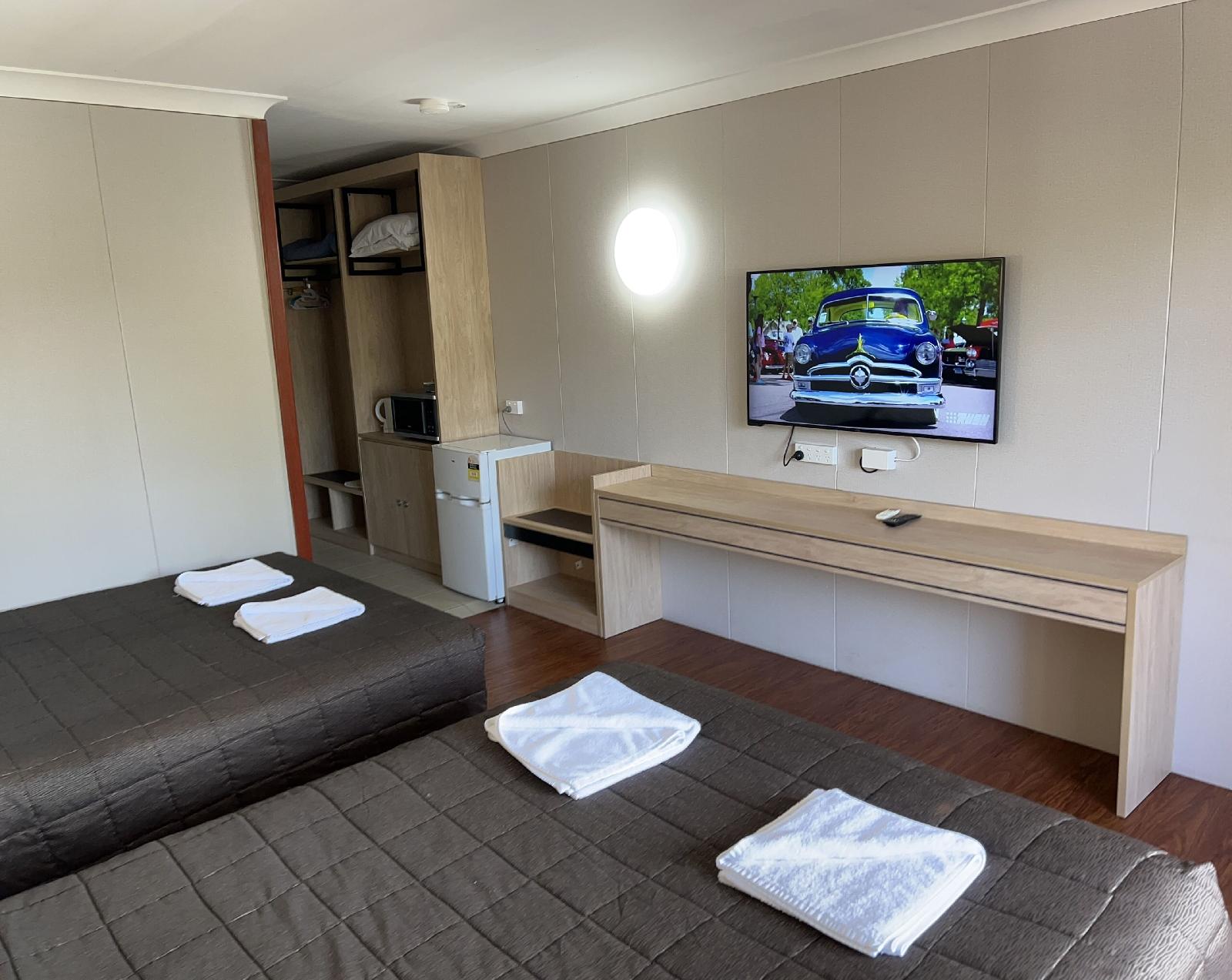 Central Jetty Motel