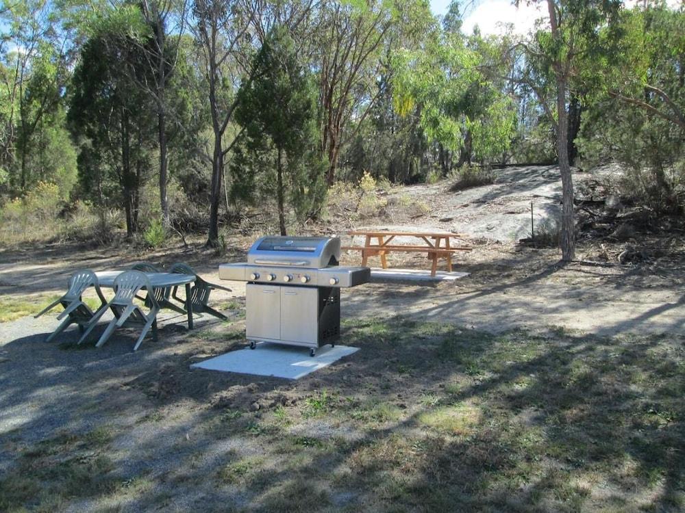 Just Red Wines Cabins