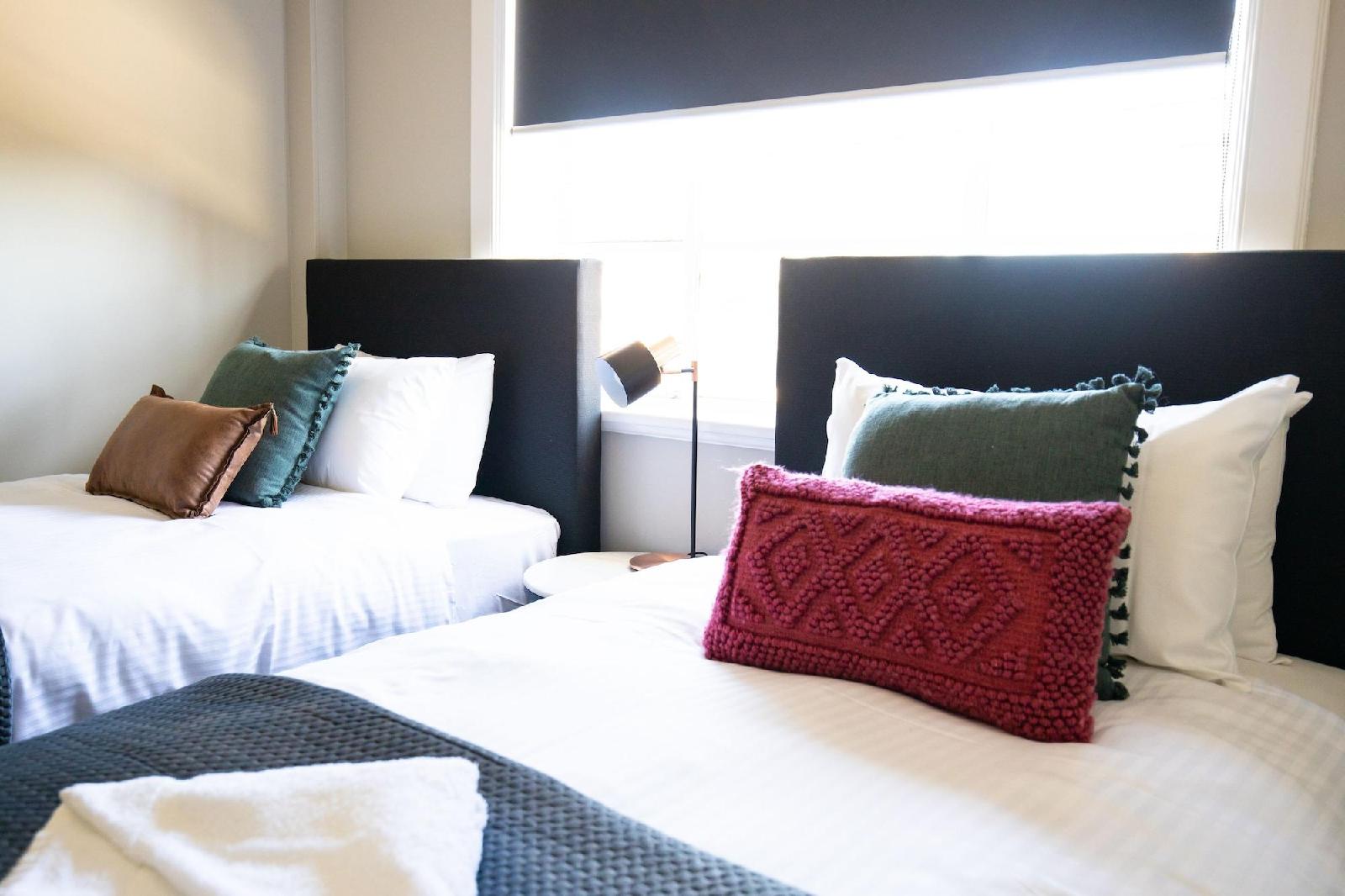 Horse & Jockey Hotel