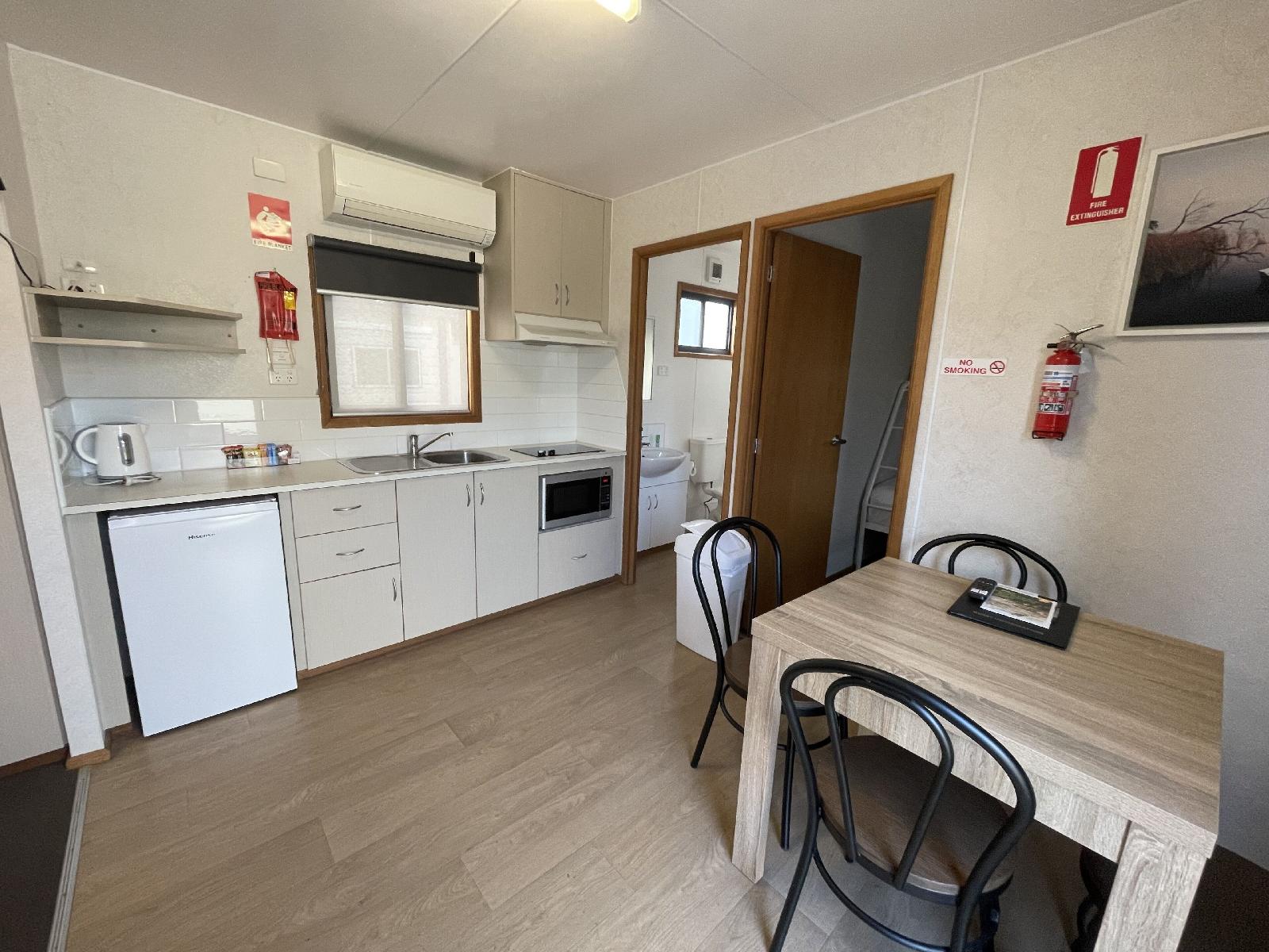 Acacia Caravan Park