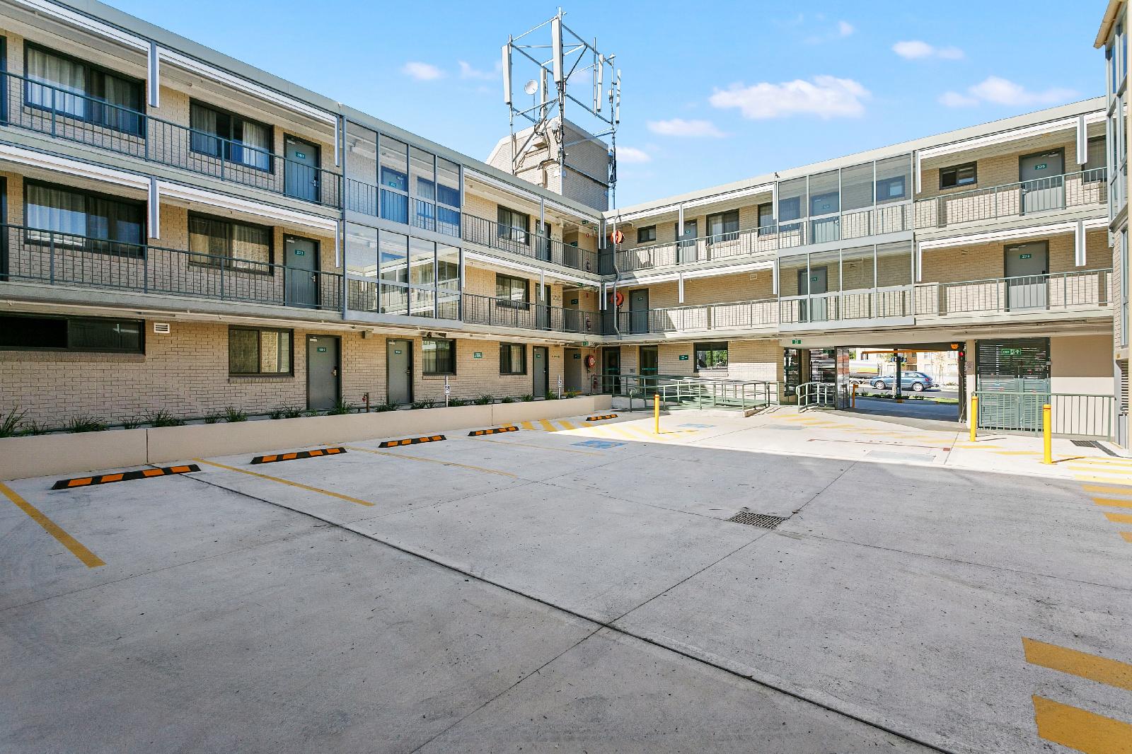 Quality Inn Sunshine Haberfield