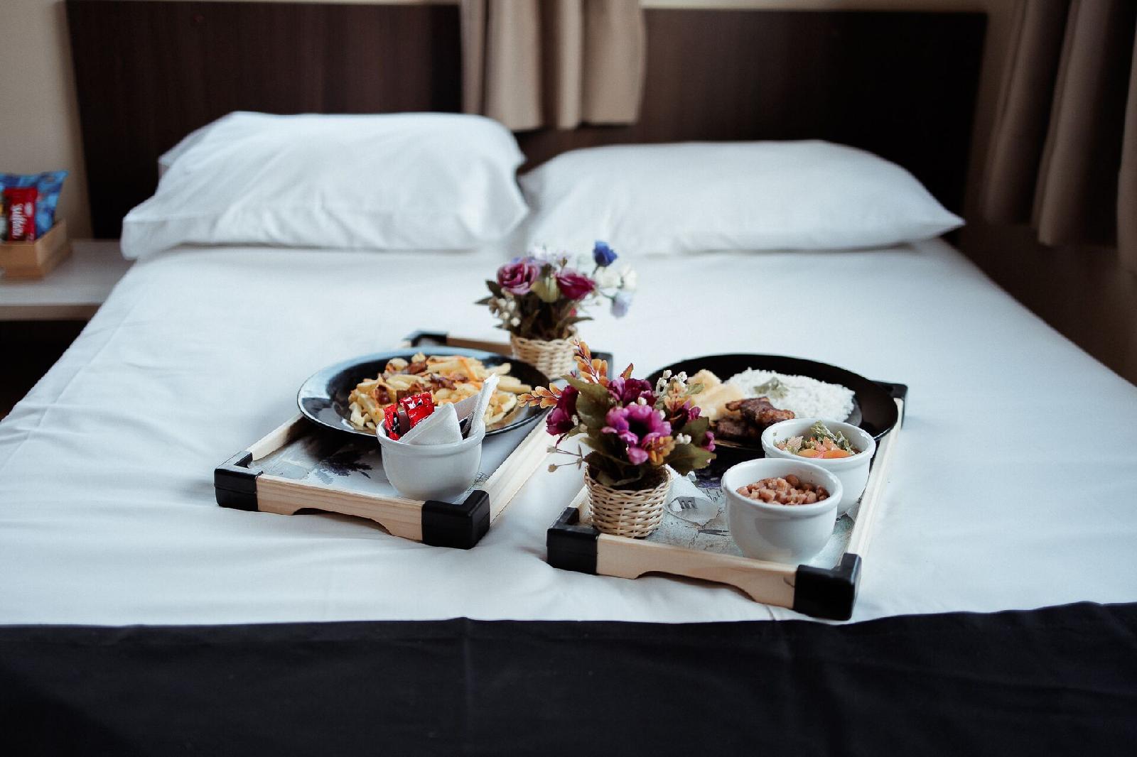 Paris Hotel