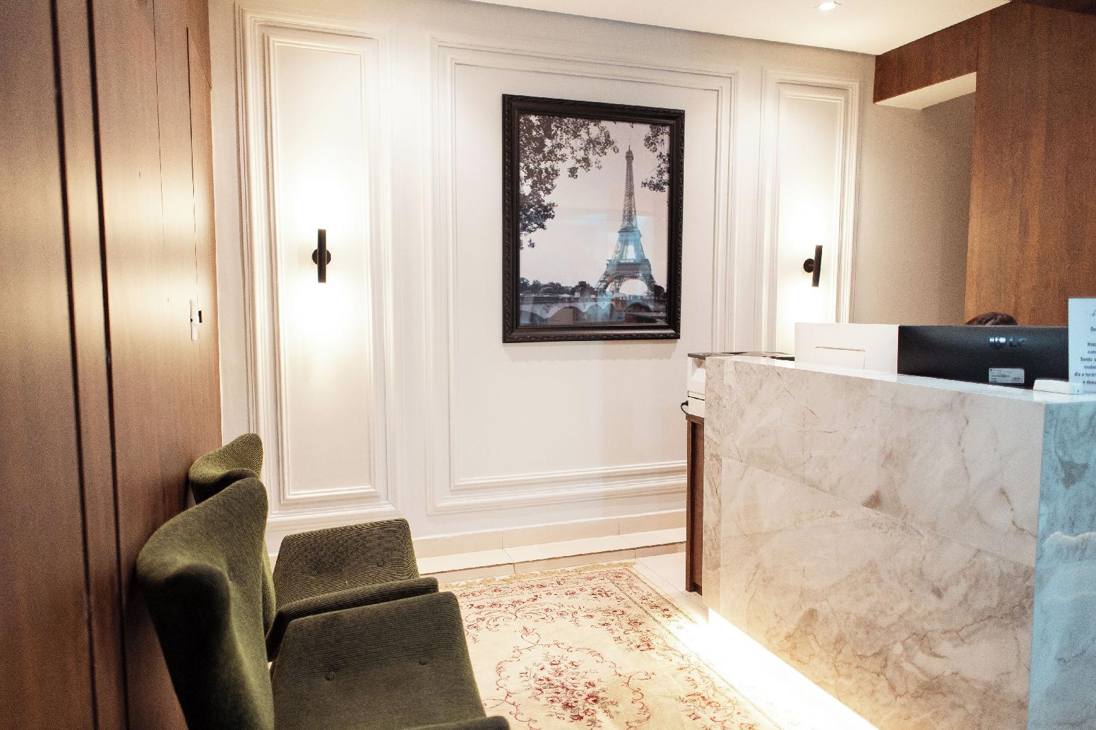 Paris Hotel