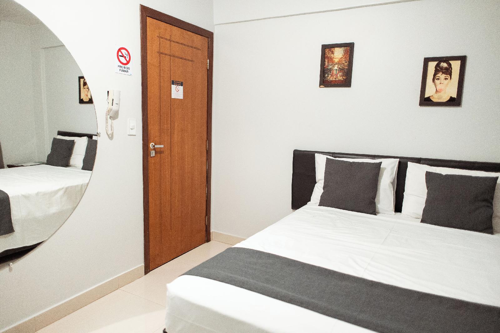 Paris Hotel