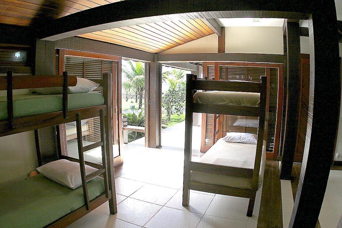 Oceanica 1000 Beachfront Pousada
