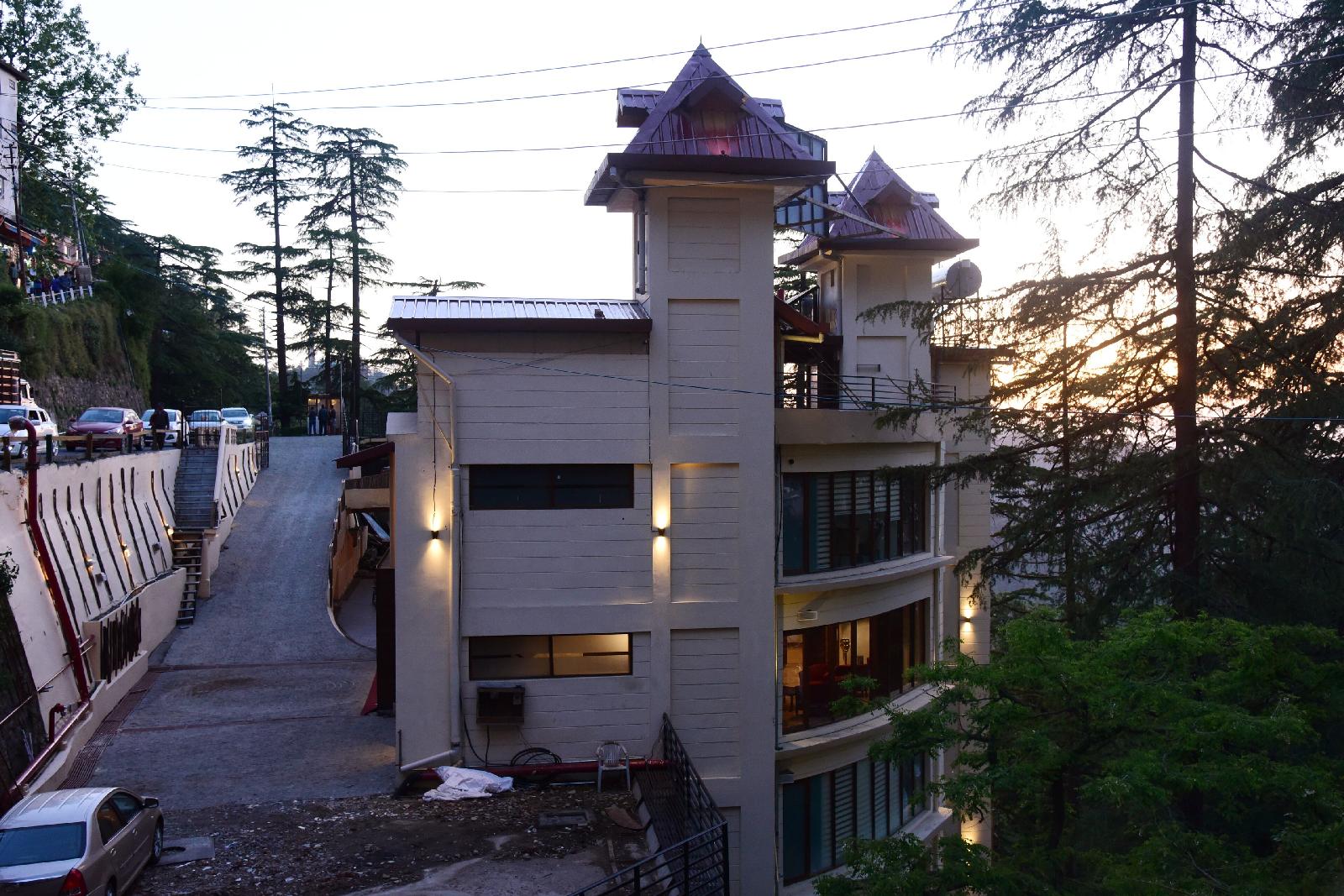 Hotel Cardinal Royale Retreat