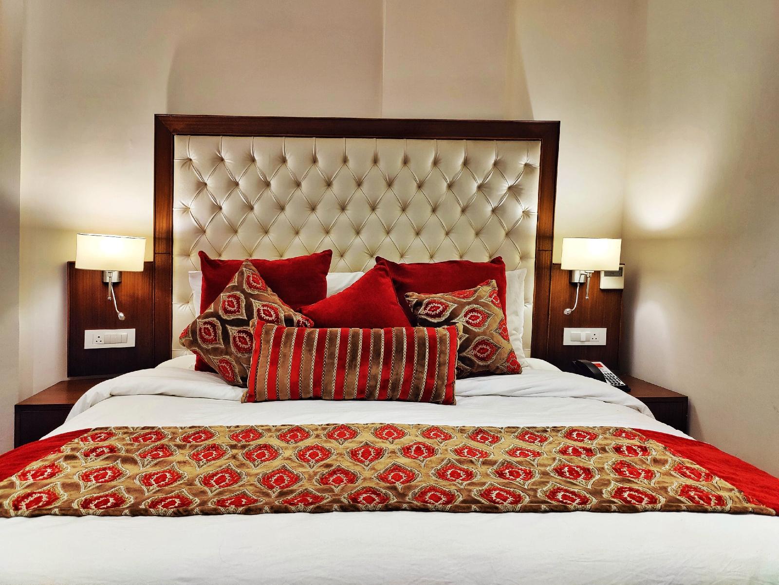 Hotel Cardinal Royale Retreat
