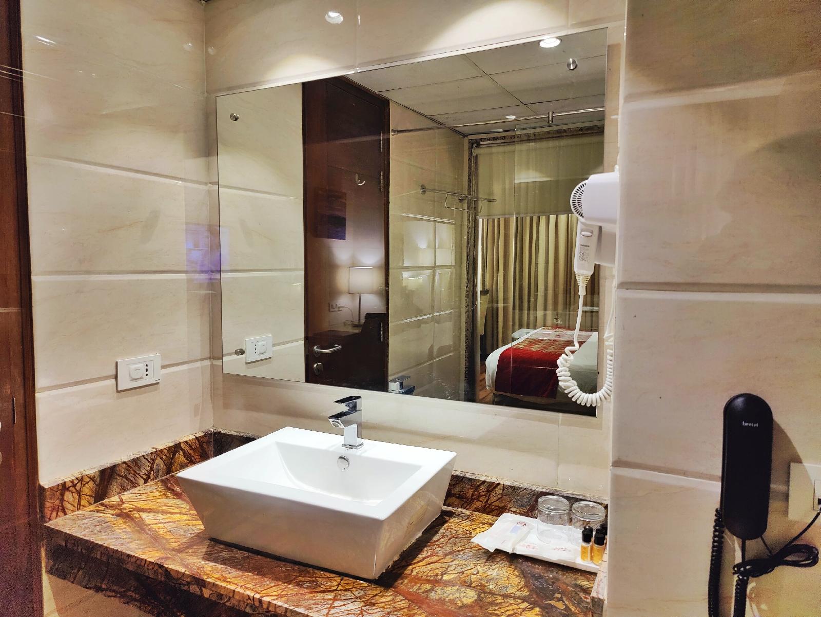 Hotel Cardinal Royale Retreat