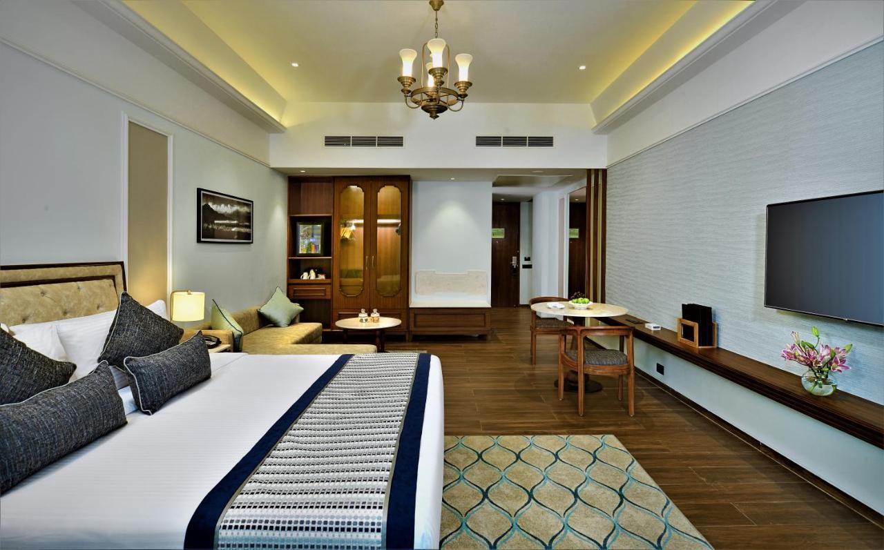 Gift City Club & Business Centre