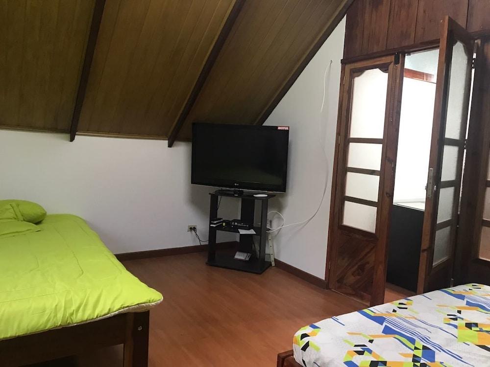 Hotel Pulmon Del Mundo
