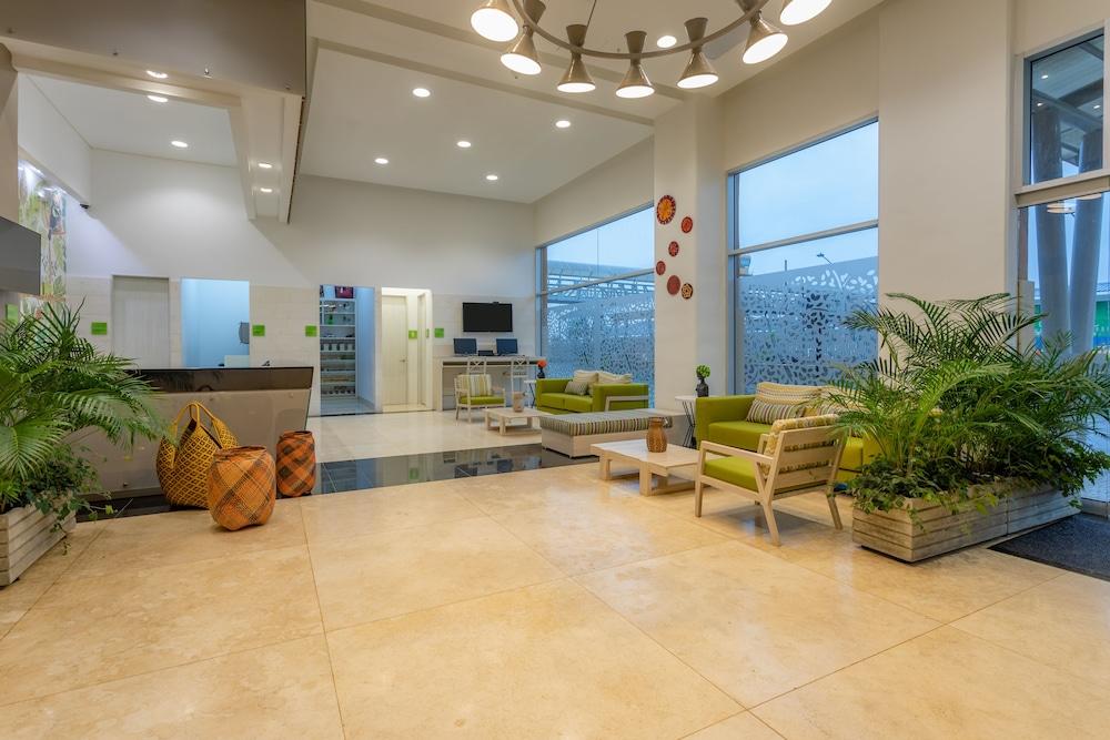 Mia Hotel