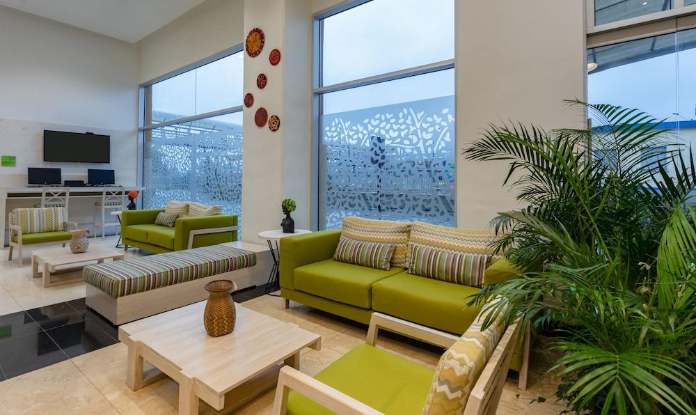 Mia Hotel