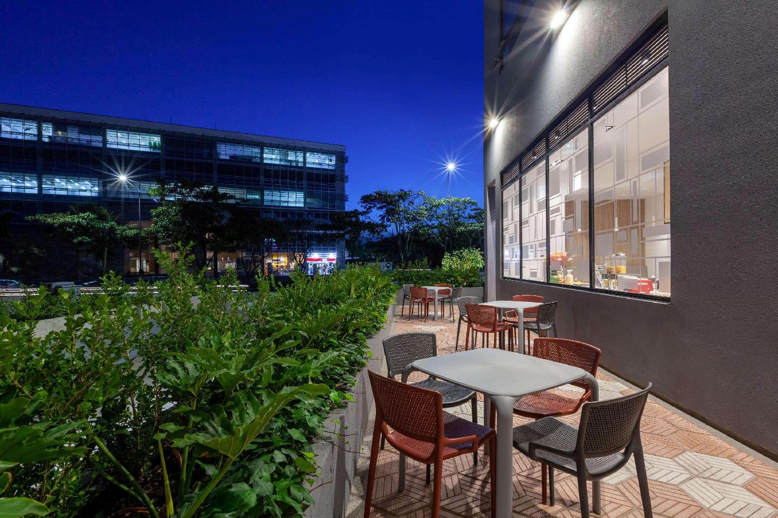 Ramada Encore by Wyndham Bogota Zona Franca