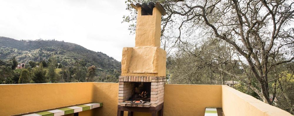 Casa Pernia