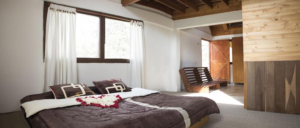 Casa Pernia