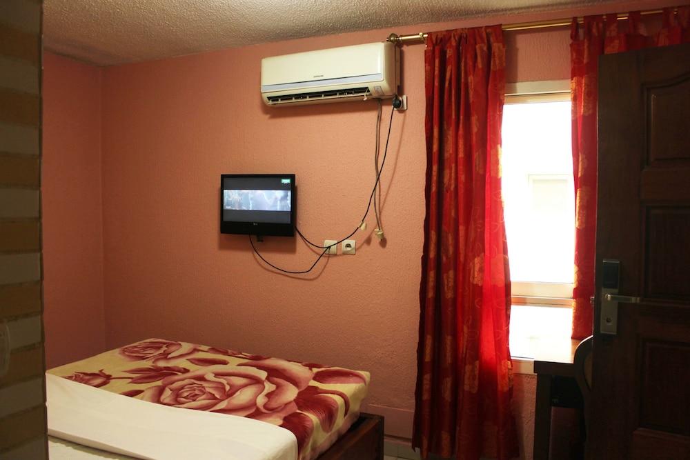 Adamaoua Hotel