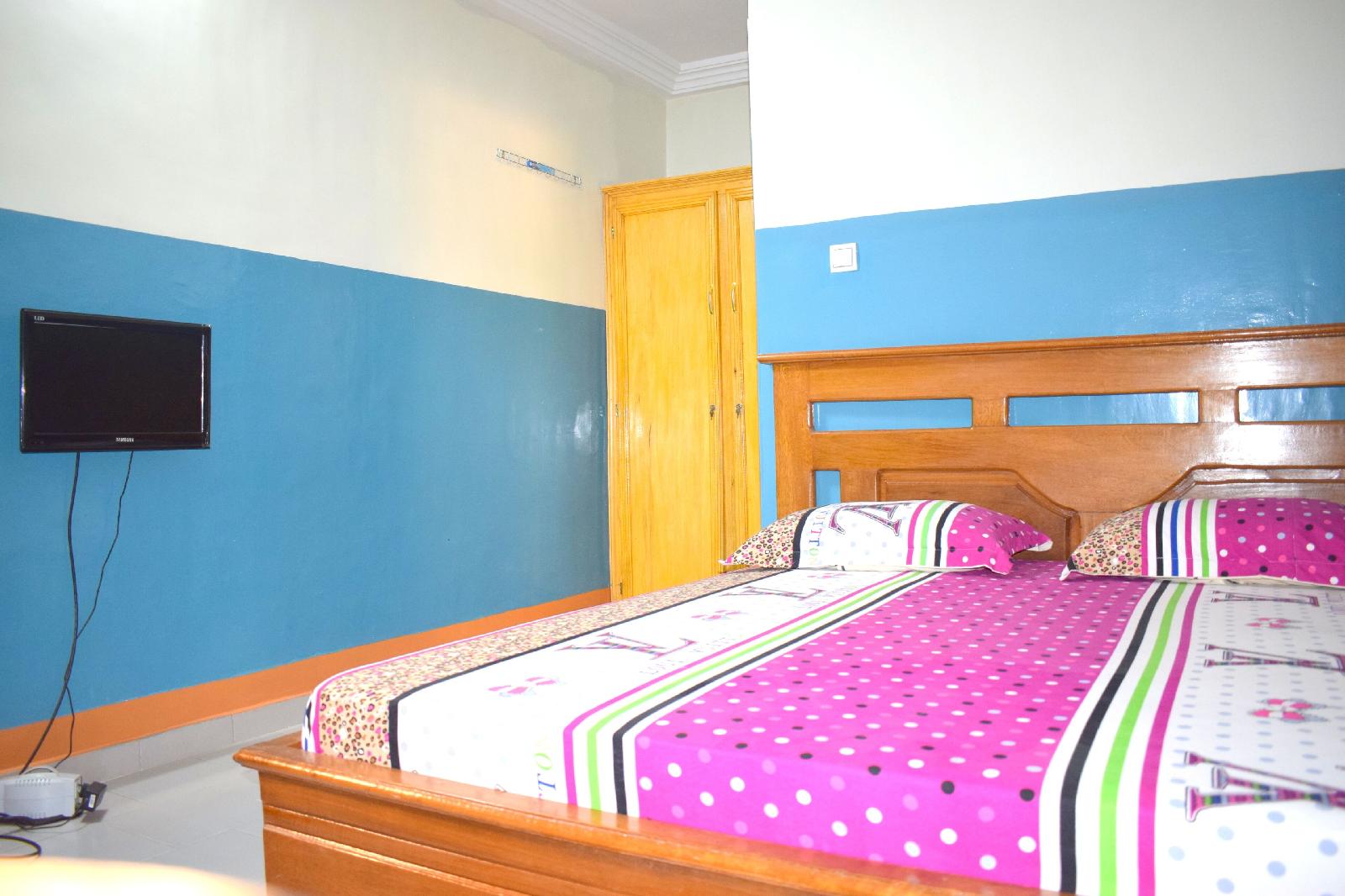 Bam Company Hotel