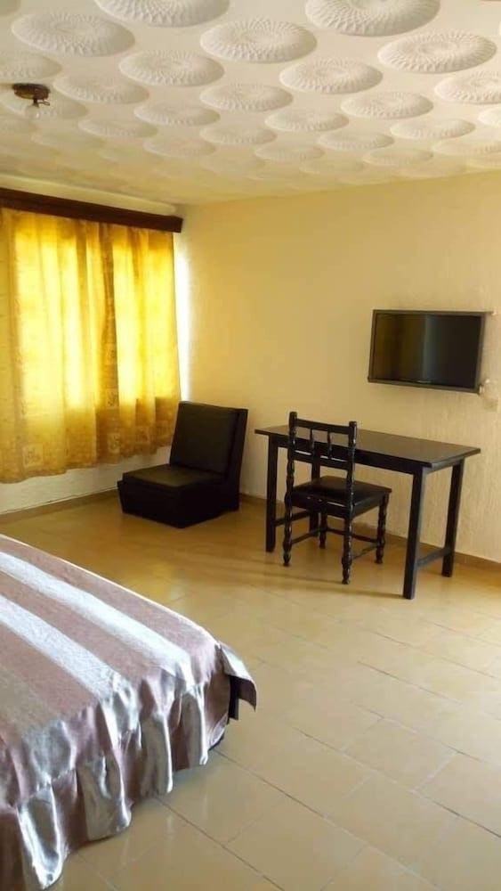 Hotel Phenicia