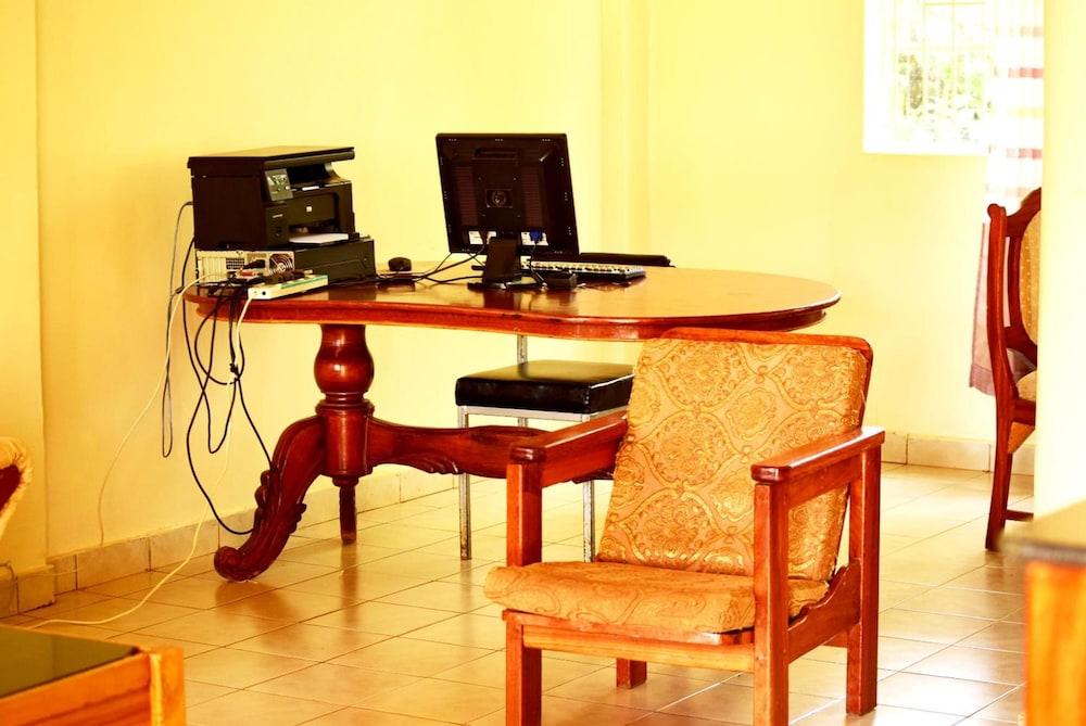 Malava Forest Lodge
