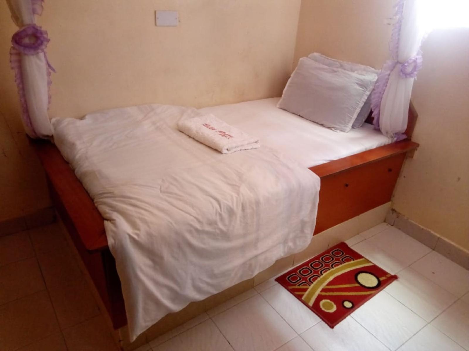 Ruby G Hotel And Club