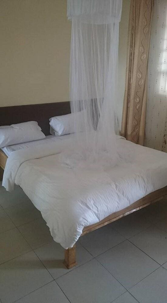 Prestige Hotel