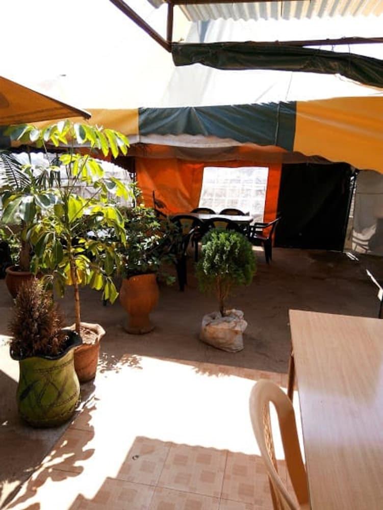 Dedamax Hotel