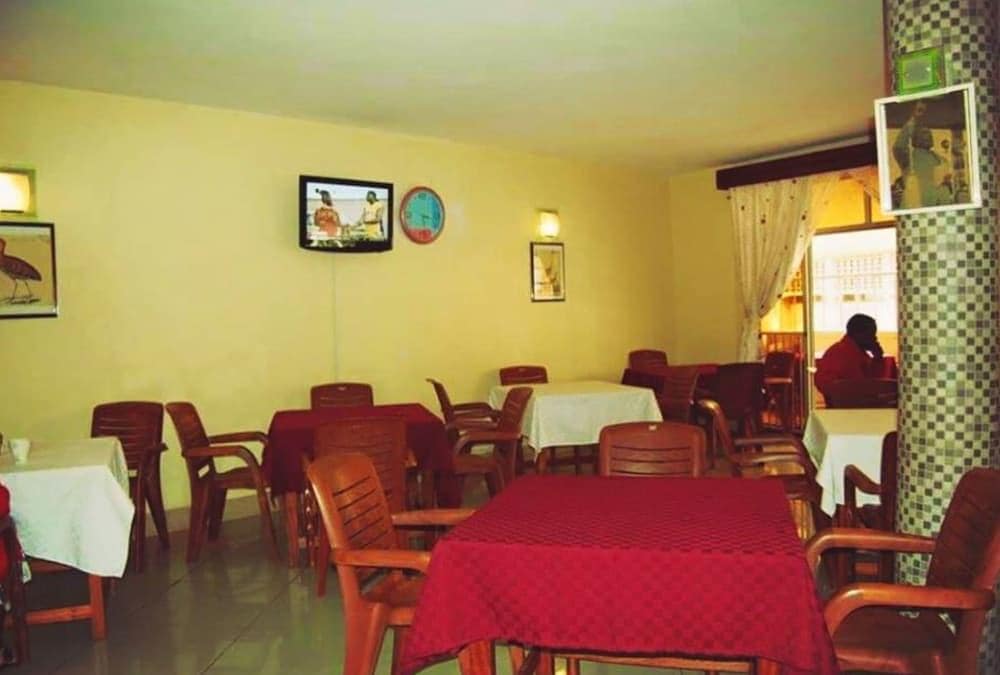 County Inn Hotel