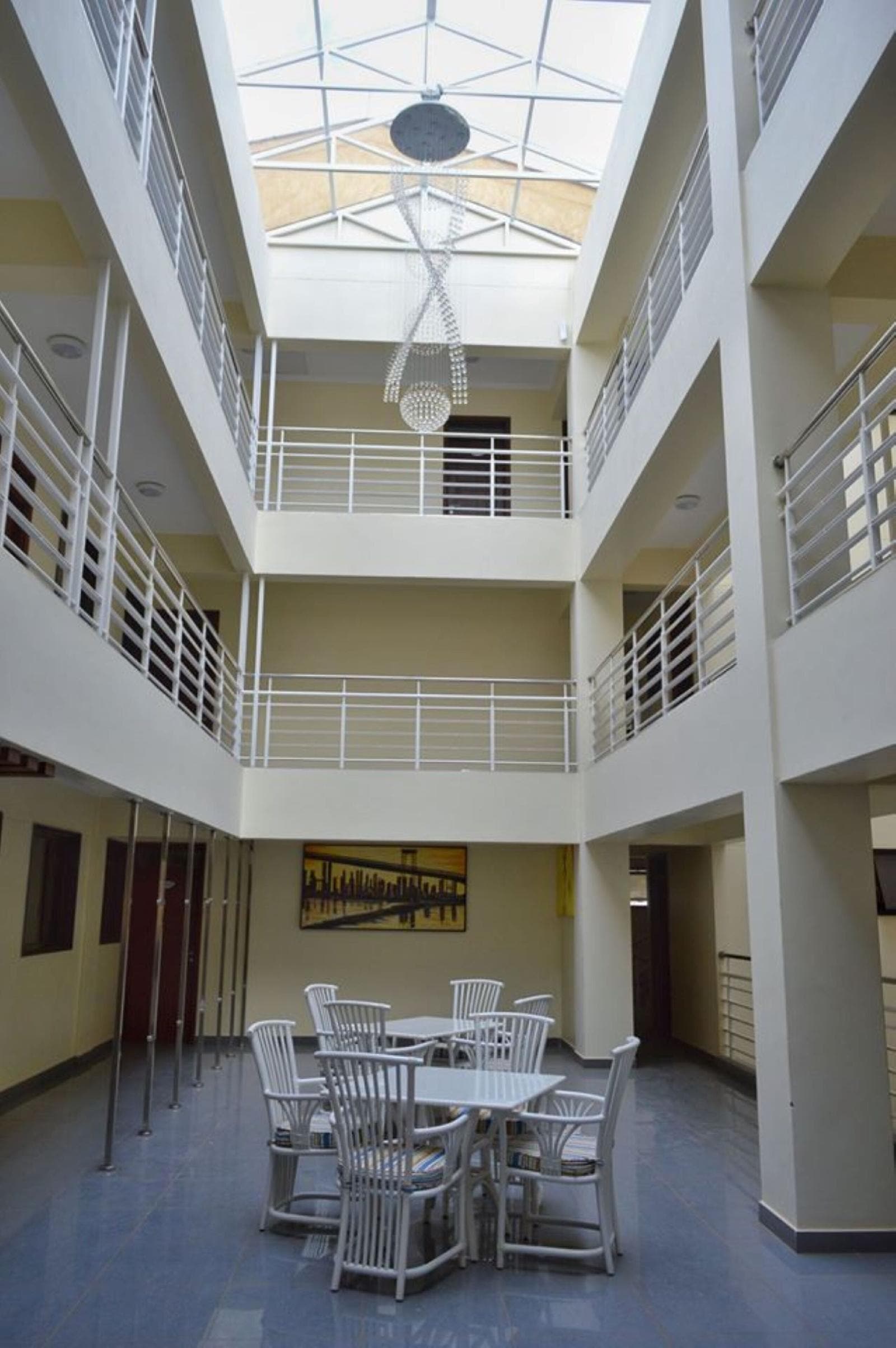 Cranes Suites