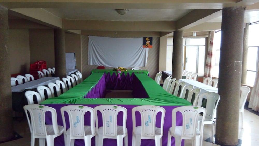 Mwananchi Hotel
