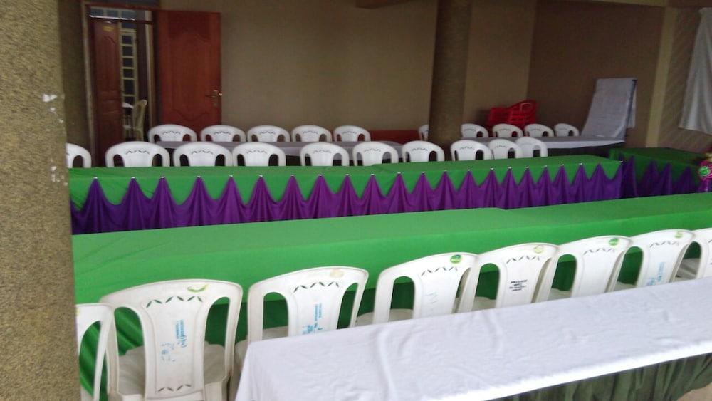 Mwananchi Hotel
