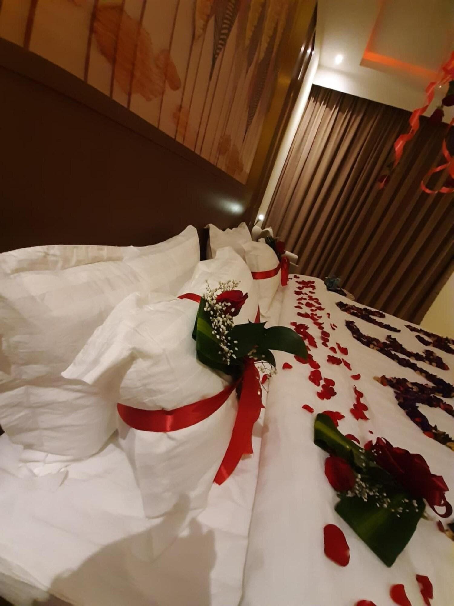 Qasr Alshamal Hotel
