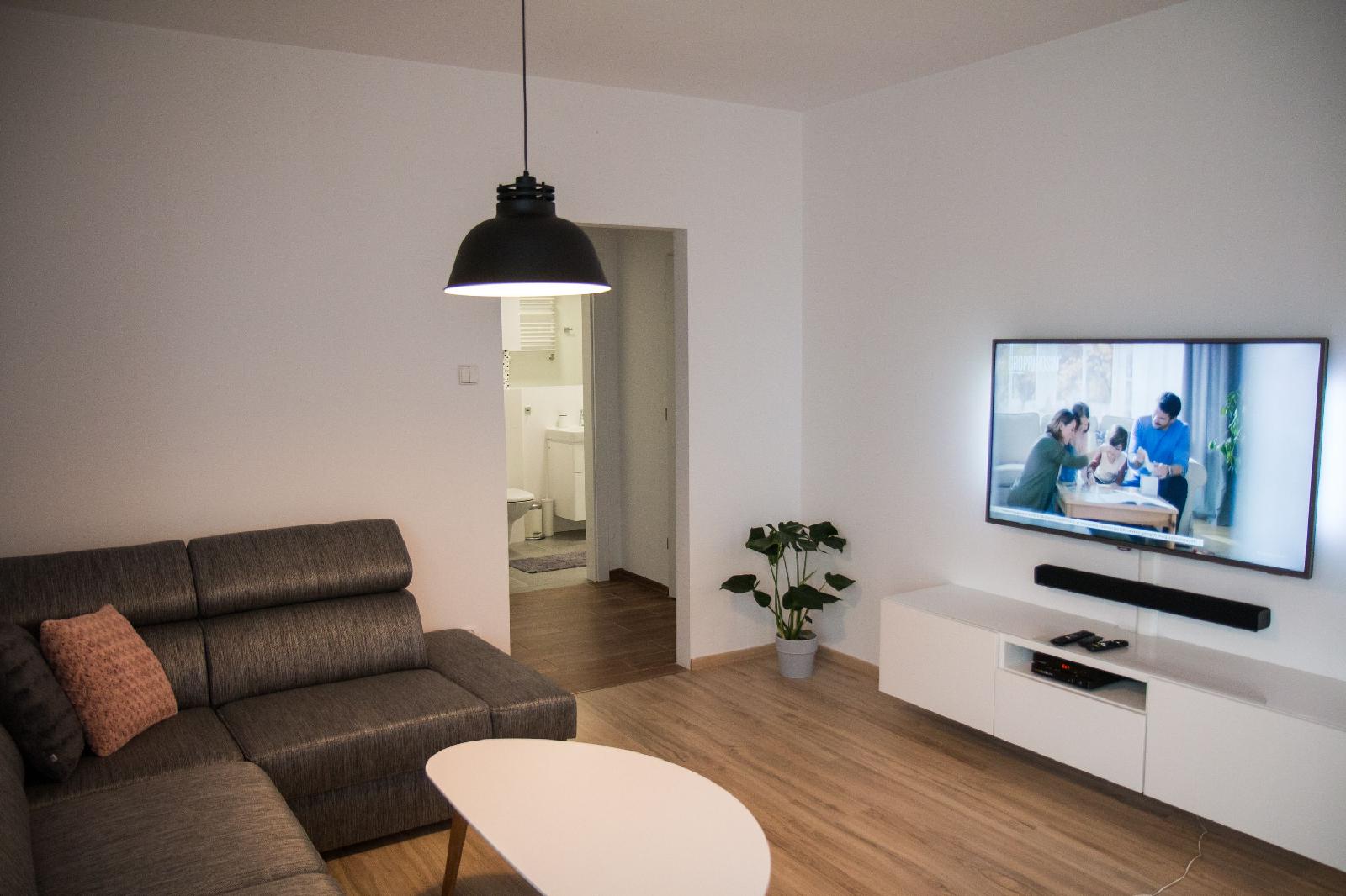 Apartament F&J