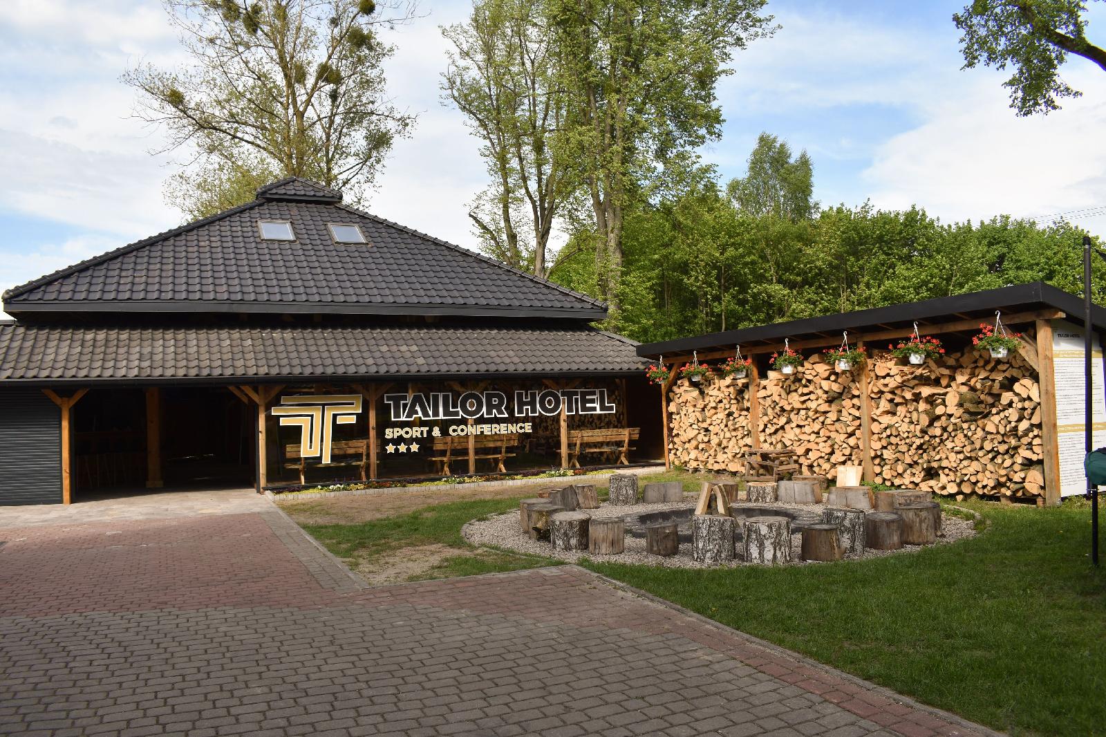 Tailor Hotel Sport & Conference