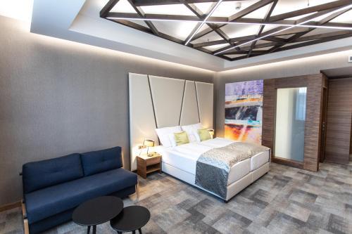 Artis Boutique Hotel