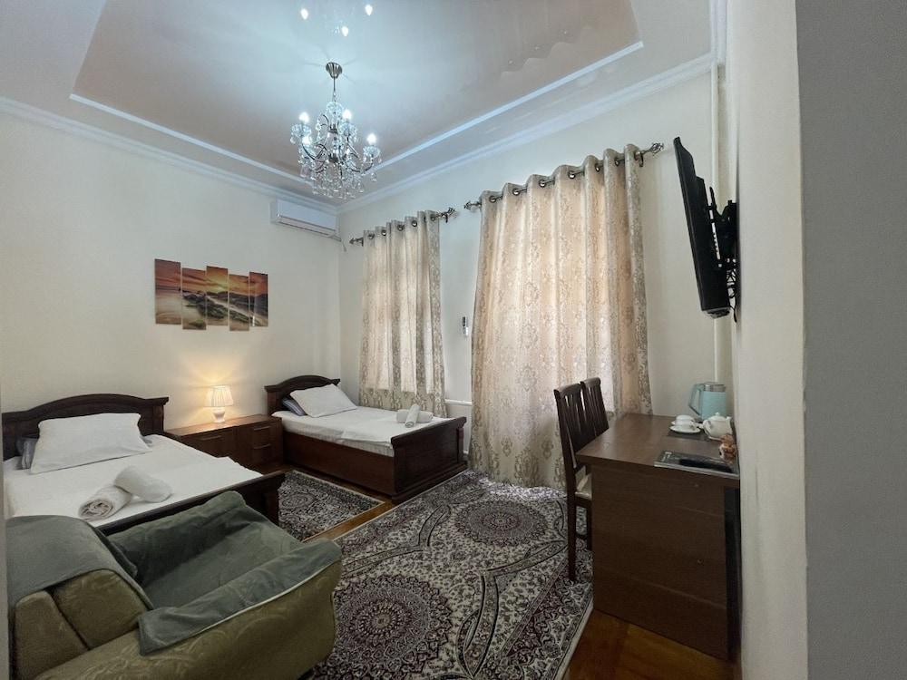 Orom Hotel