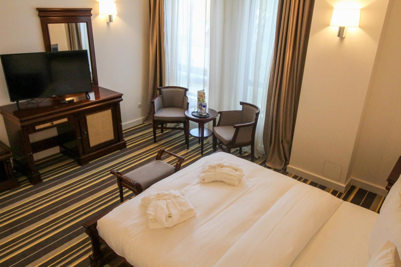 Hotel Avenue