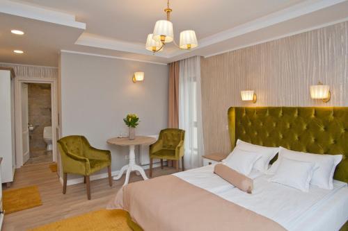 Upper Residence