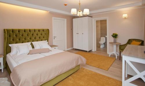 Upper Residence