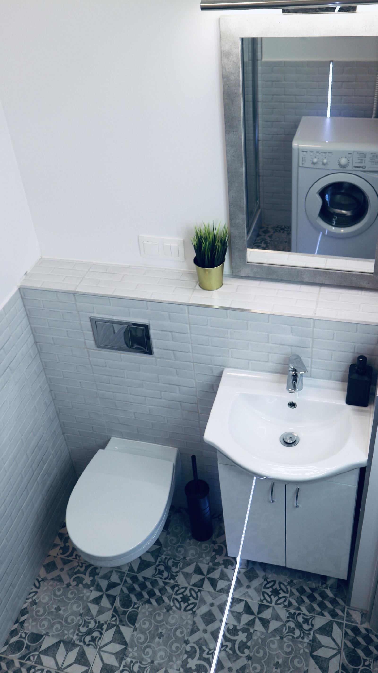 Golda Apartments