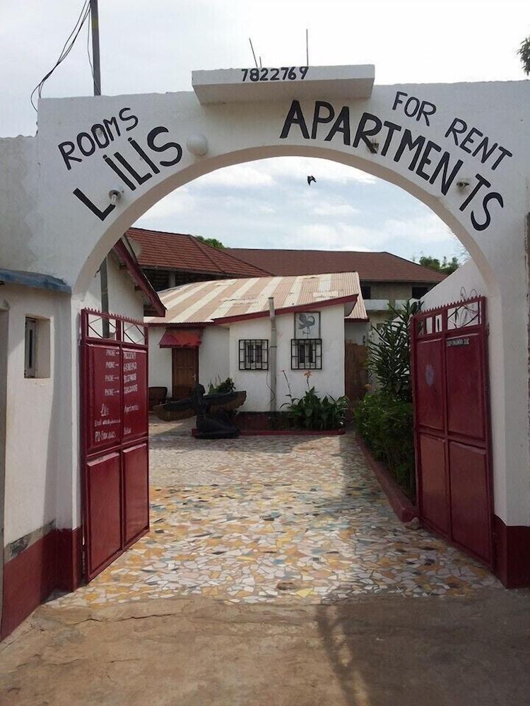 Lilis Apartments