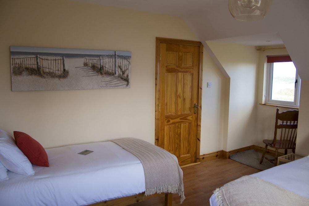 Madra Rua Organic Accommodation