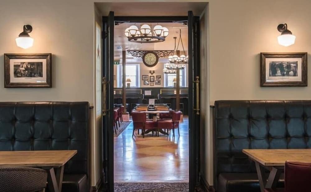 The Old Borough Hotel Wetherspoon