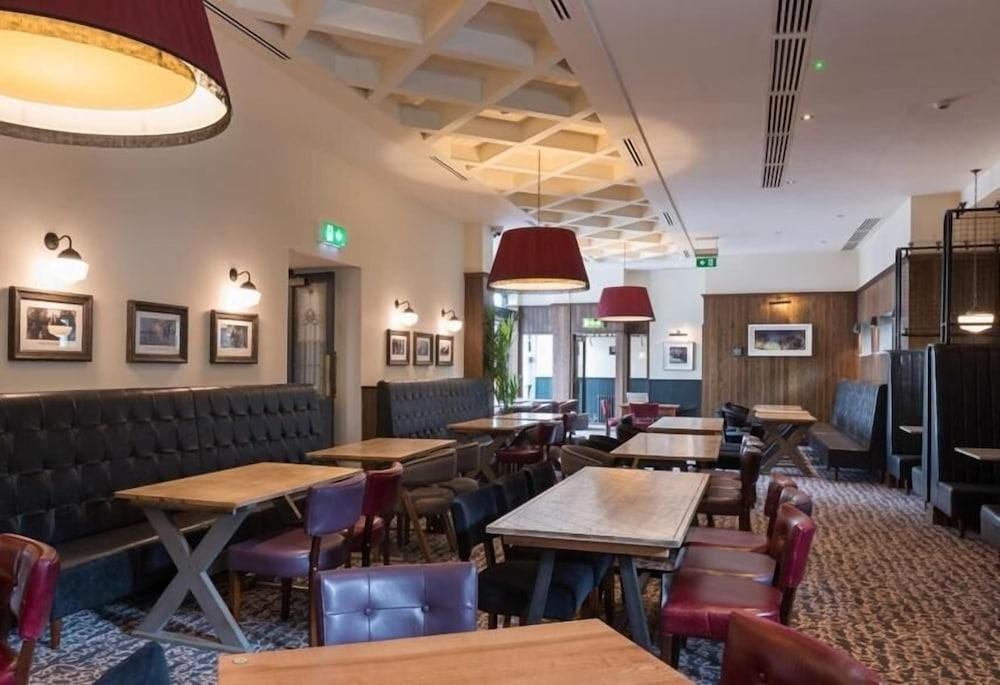 The Old Borough Hotel Wetherspoon