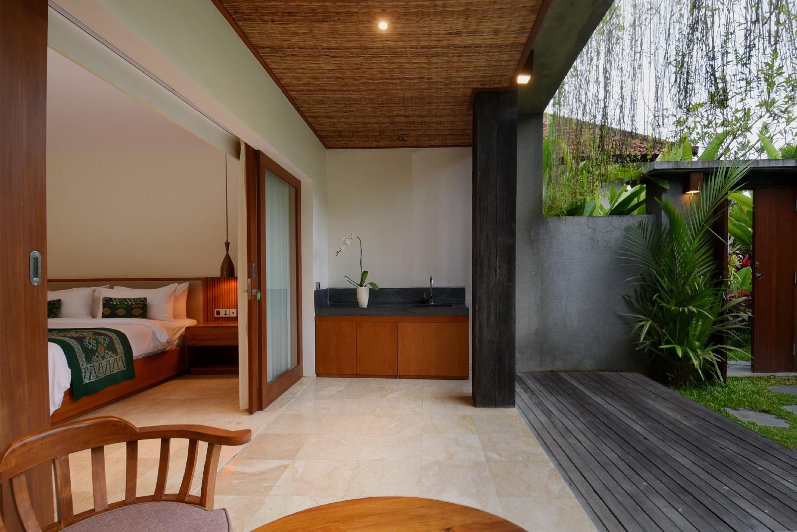 JAPA Suites & Villas