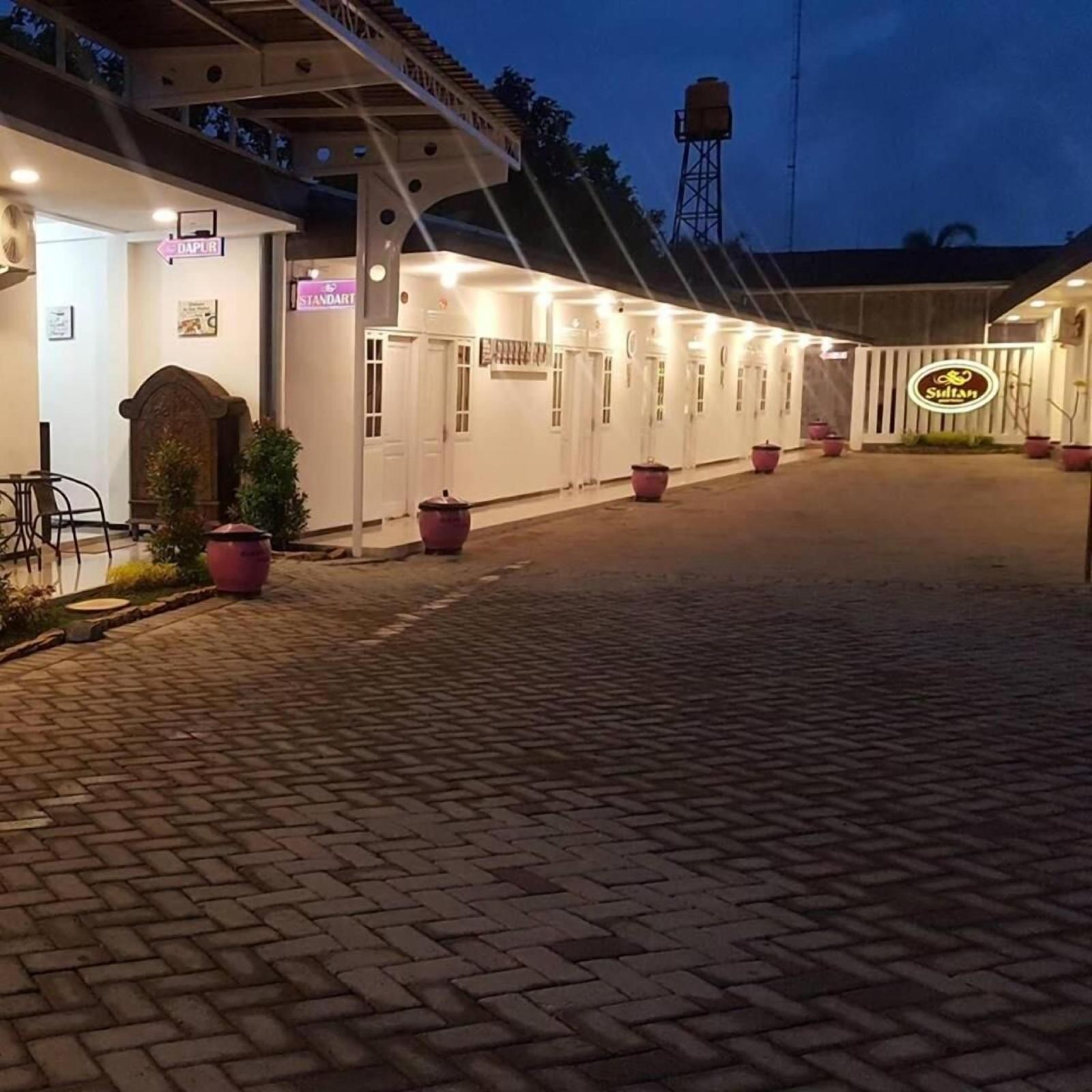 Sultan Guest House & Resto Tulungagung