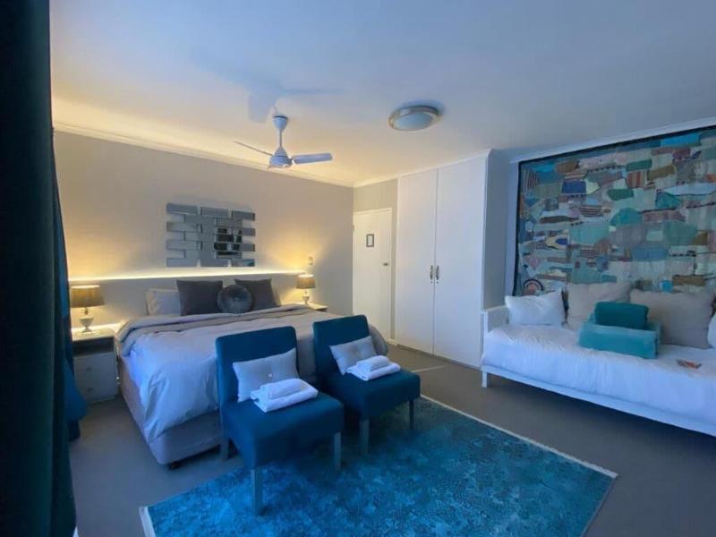 Dolphin Circle Bed and Breakfast