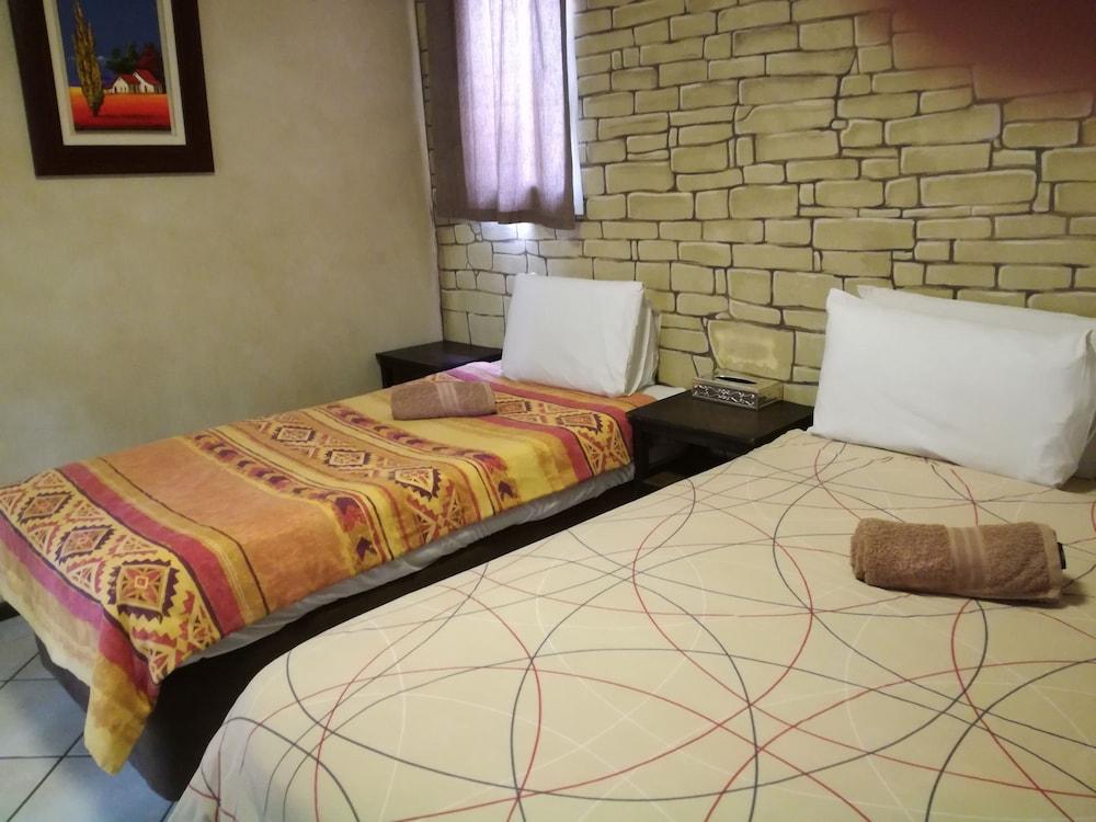 Petra Lodge