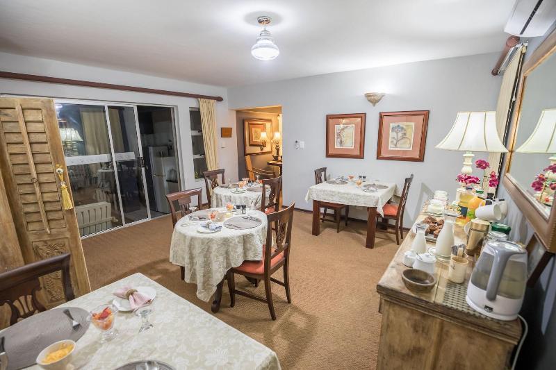 Hillton Manor Guest House